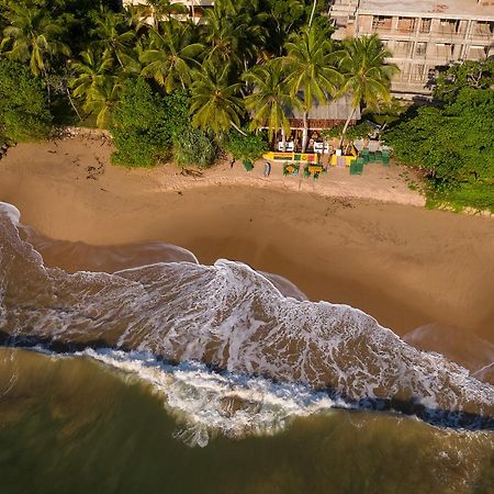 Reggae Zone Beach Resort Tangalle Buitenkant foto