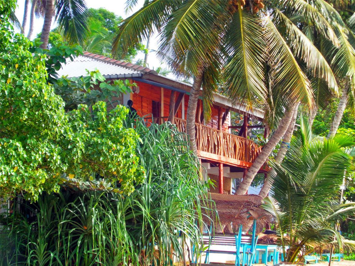 Reggae Zone Beach Resort Tangalle Buitenkant foto