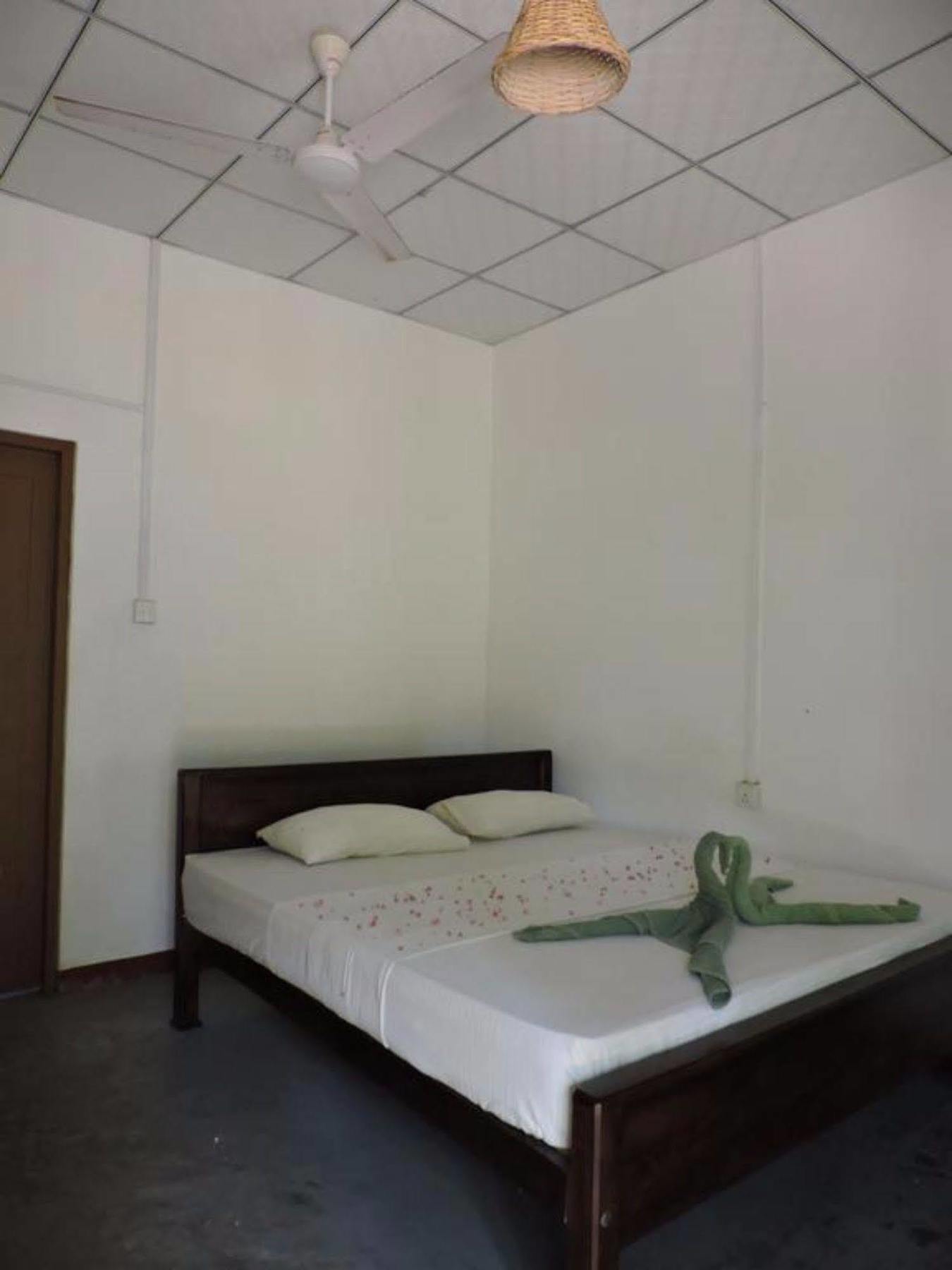 Reggae Zone Beach Resort Tangalle Buitenkant foto